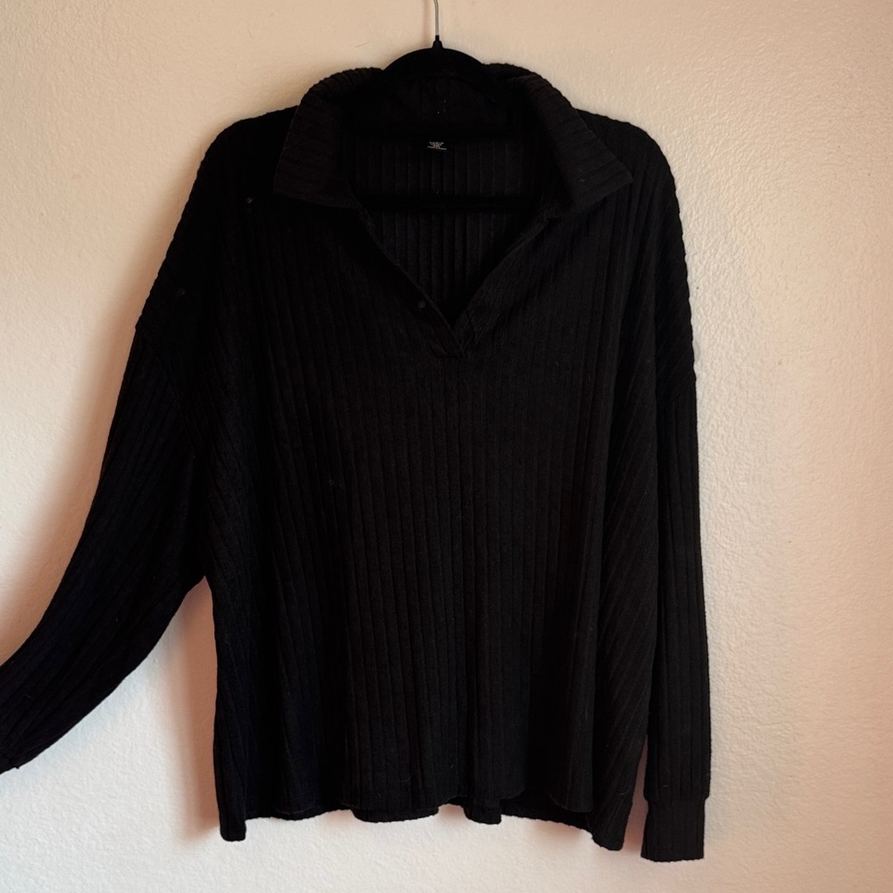 Black Ribbed Knit Top